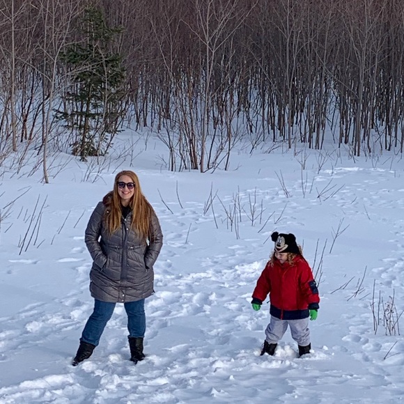 Meet your Posher, Justine - Picture 1 of 1